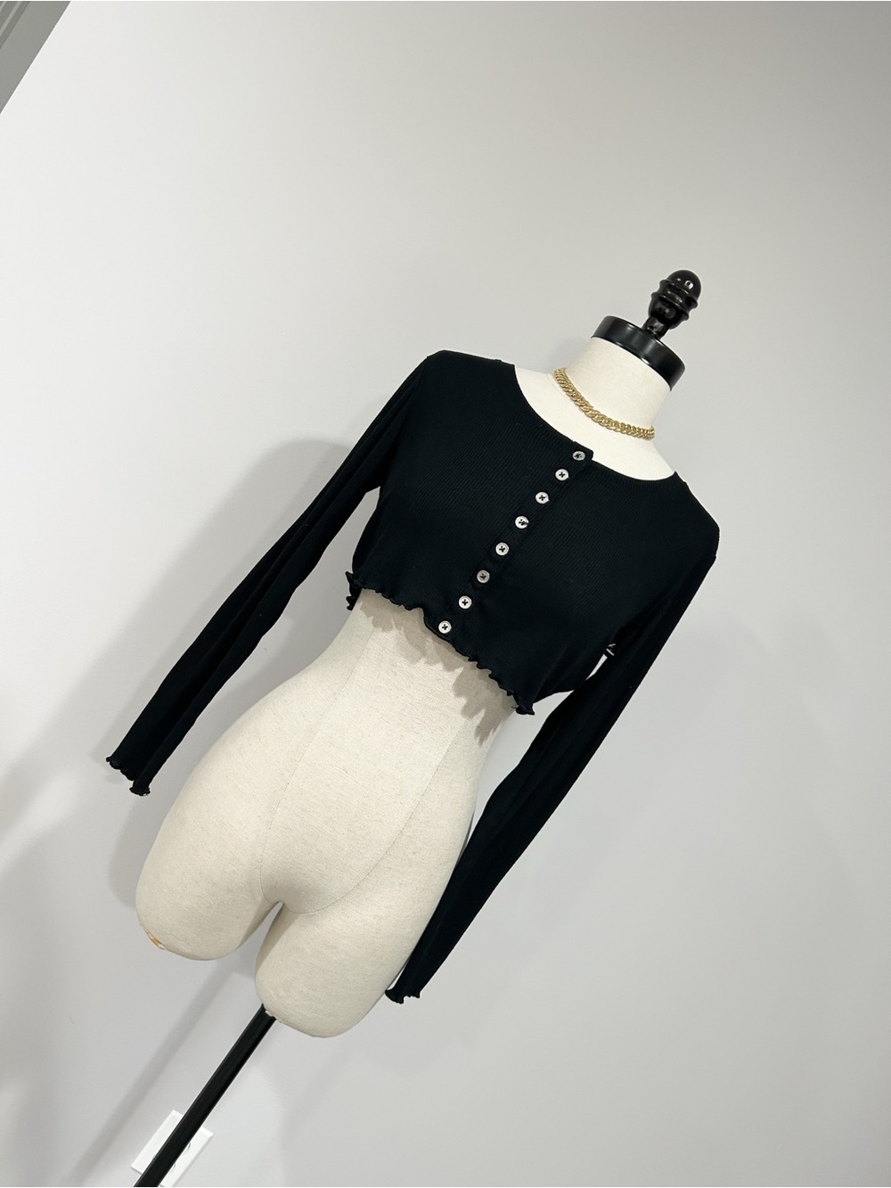 Derek Heart Black Ribbed Cropped Cardigan with Button Front